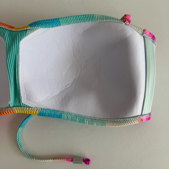 Trina Turk 25th Anniversary Bikini Size 14 Top / Size 10 Bottom READ DESCRIPTION - Picture 7 of 13